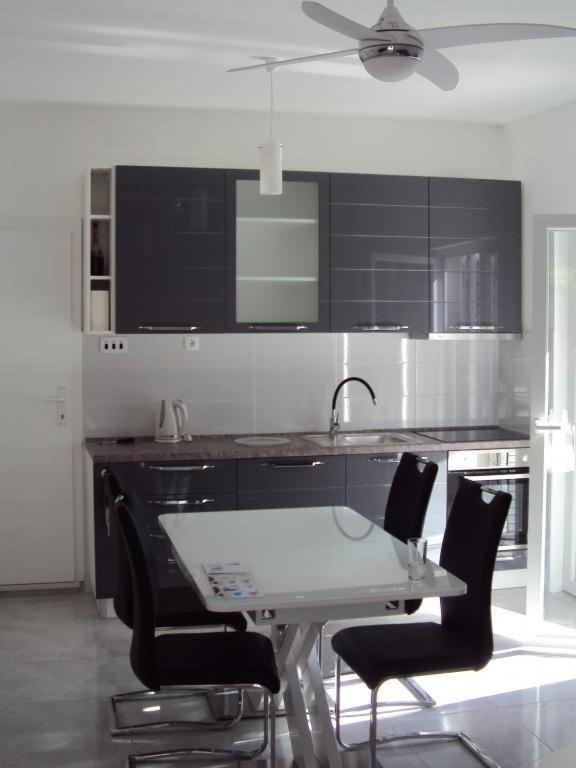 Apartment Zalo Donje Selo na Šolti Екстериор снимка