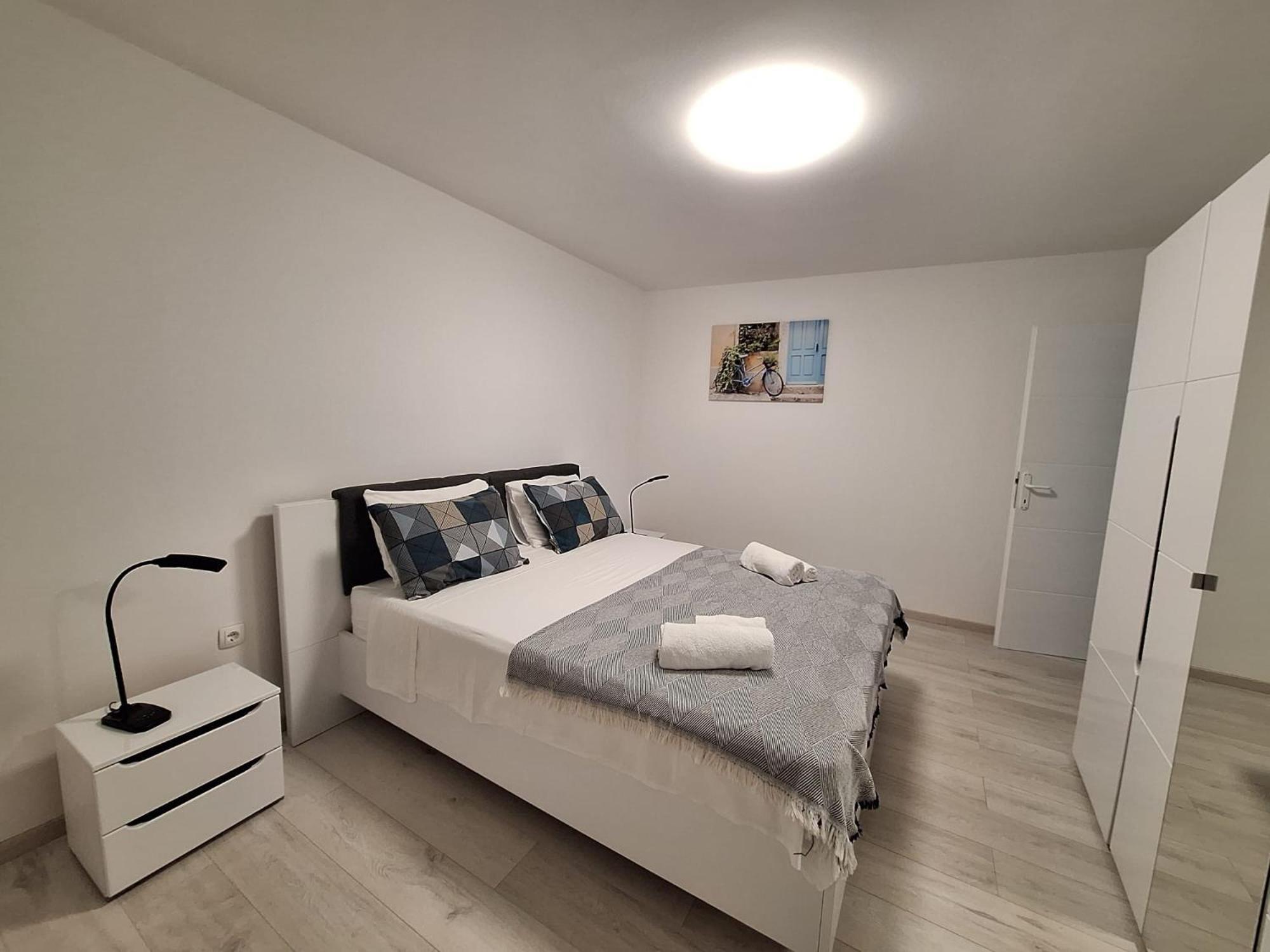 Apartment Zalo Donje Selo na Šolti Екстериор снимка